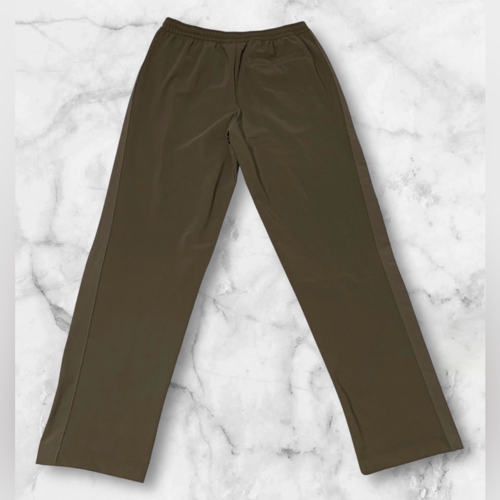 Brady Pre/Post Pants Green Size Medium NWT - Picture 2 of 6